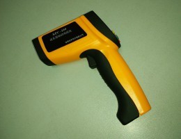 逆反射标识测试仪